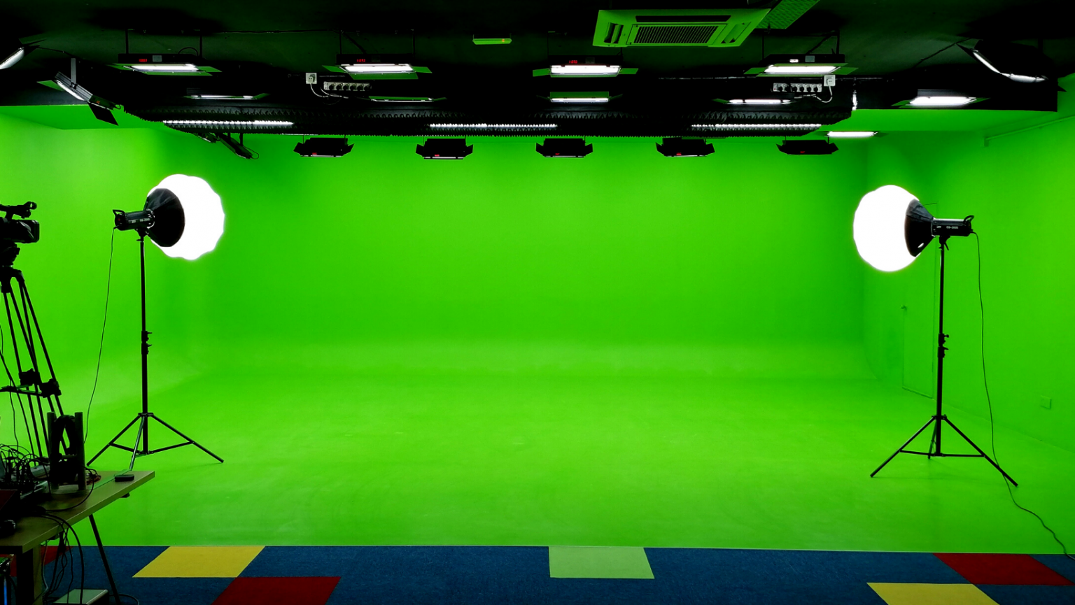 Green Screen Studio in Delhi – Professional Chroma Key Studio for High-Quality Video Production