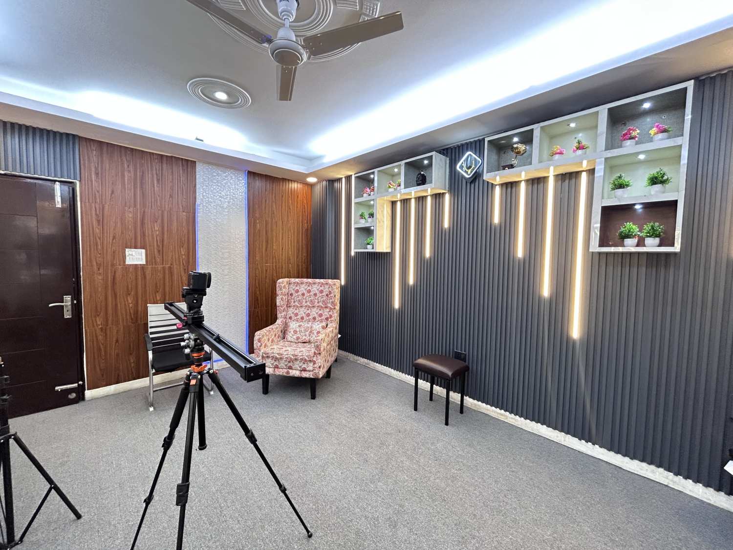 Podcast Studio Booking in Delhi – Professional Recording Space for Creators