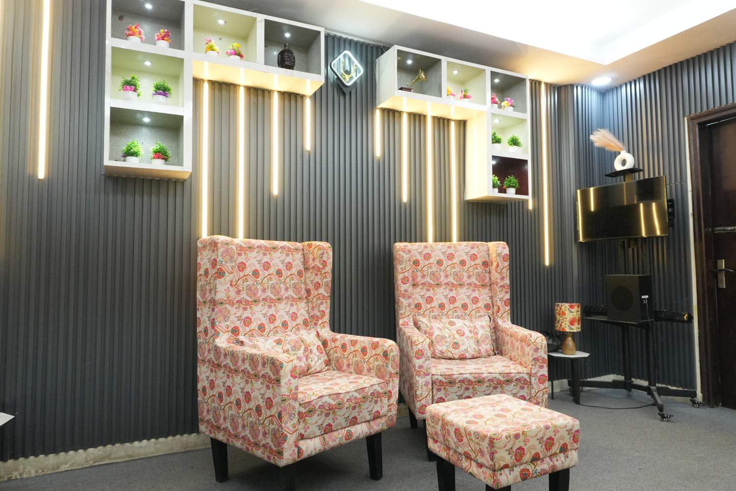 Podcast Studio in Delhi – Professional Recording Studio for High-Quality Audio & Video Podcasts